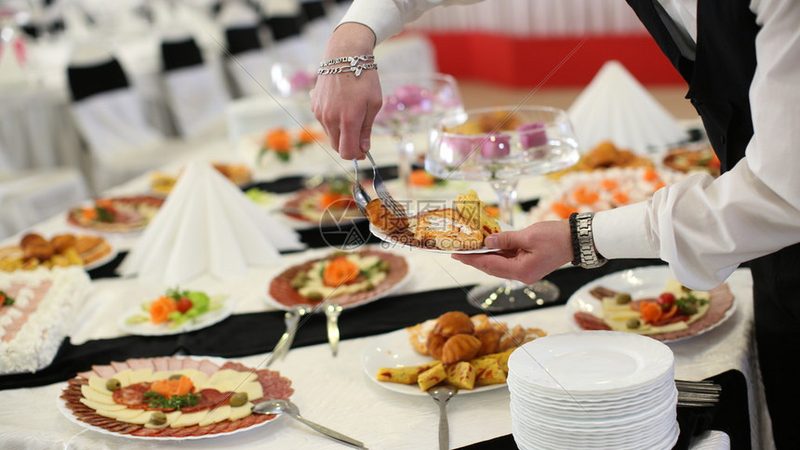 坚果炒货代加工：揭秘代加工工厂报价背后的秘密