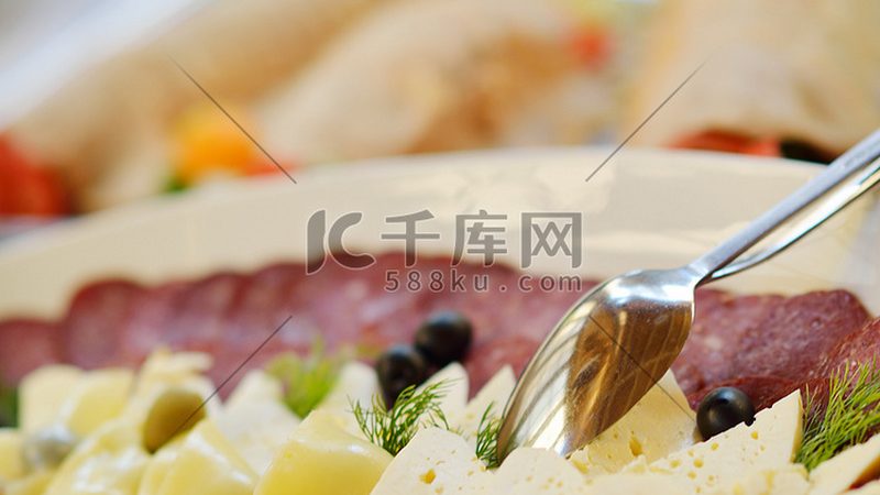 坚果开封后，如何保存才能保持营养？**